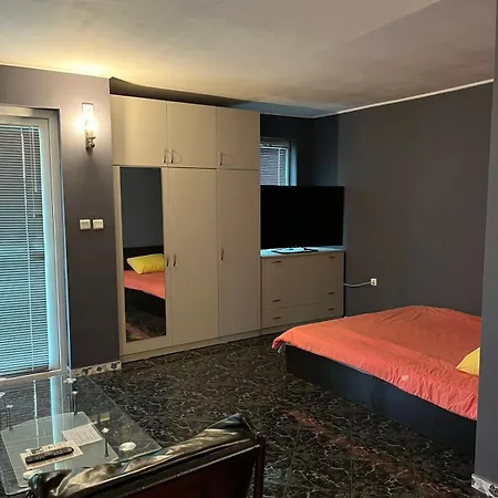 Dobrev Guest house